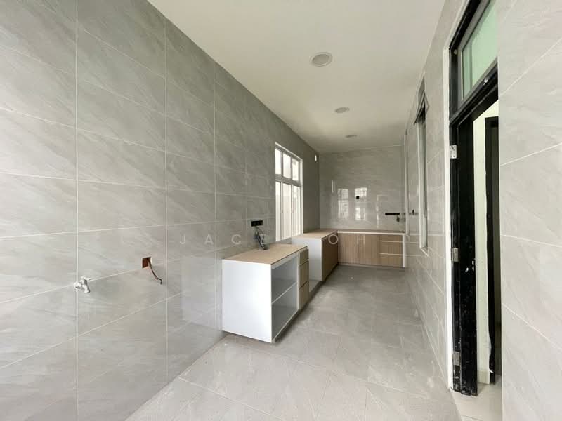 Nusa Duta untuk Untuk Dijual - RM 2,100,000, Mac 2026 - Kitchen - PropertyGuru.com.my