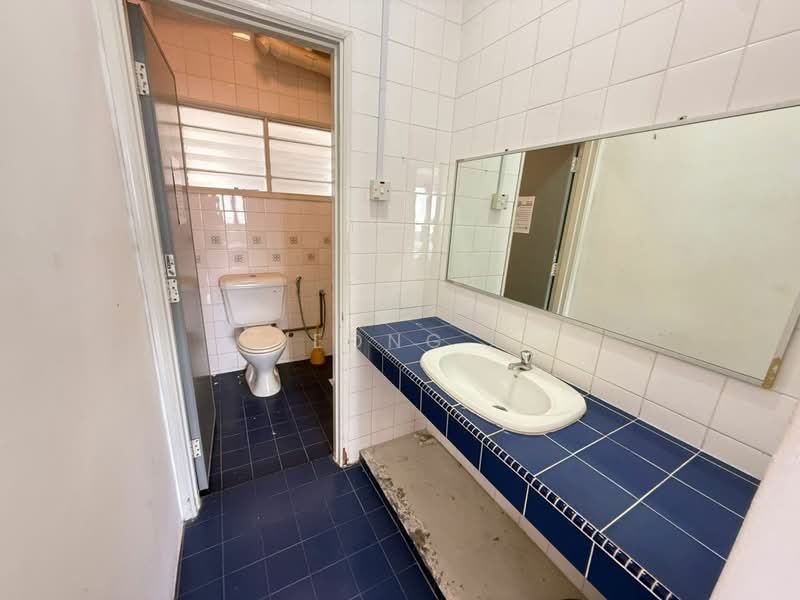 Apartment for Sale at Garden City - Yeong . - Bathroom - PropertyGuru.com.my