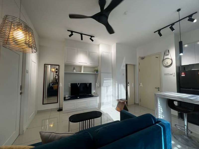 Servis Apartment untuk Disewa di Arte Mont Kiara - Kalvyn Chia - Living Room - PropertyGuru.com.my