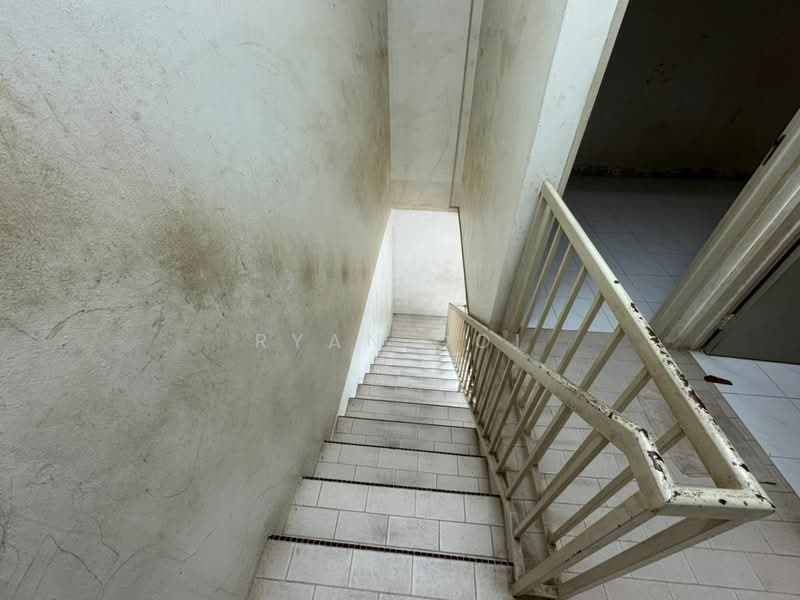 1-storey Terraced House for Sale in Taman Sri Aman (Anak Bukit) - Ryan Ooi - Corridor - PropertyGuru.com.my