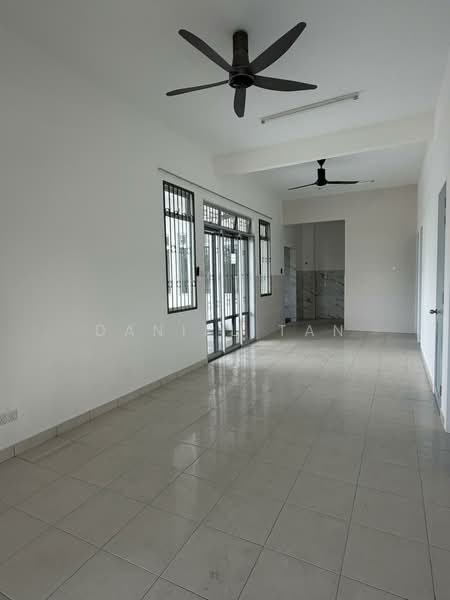 1-storey Terraced House for Rent in Pulai (Johor) - Daniel Tan - Living Room - PropertyGuru.com.my