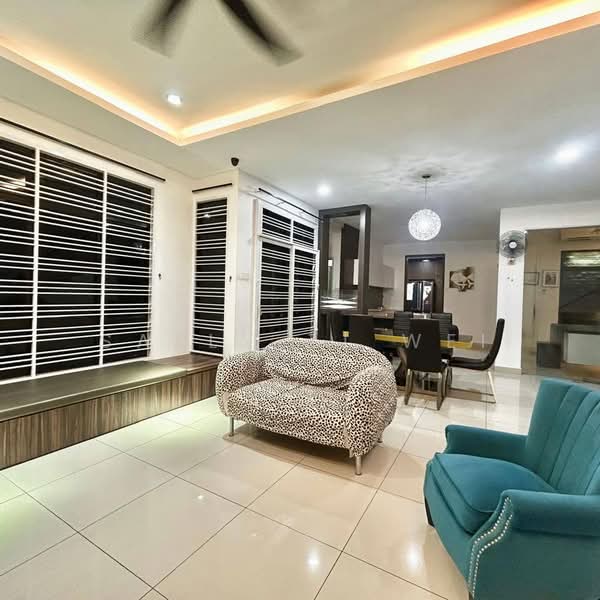 Cluster House for Rent in Taman Adda Heights (Tebrau) - Sally Zi Wei - Living Room - PropertyGuru.com.my