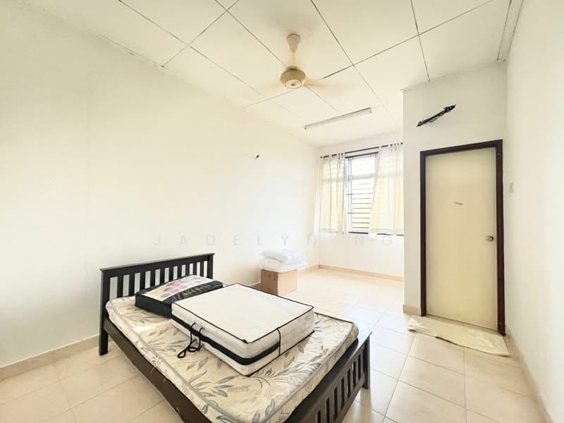 Kulai Kulai Kulai untuk Untuk Dijual - RM 618,000, Mac 2026 - Bedroom - PropertyGuru.com.my