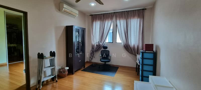 Bungalow for Sale in Taman Aman Perdana (Kapar) - Bee Ang - Study - PropertyGuru.com.my