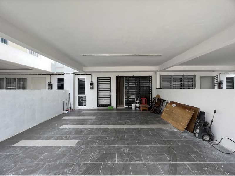 2-storey Terraced House for Rent in Bandar Sri Sendayan (Negeri Sembilan) - Cheong Hu Tan - Exterior - PropertyGuru.com.my