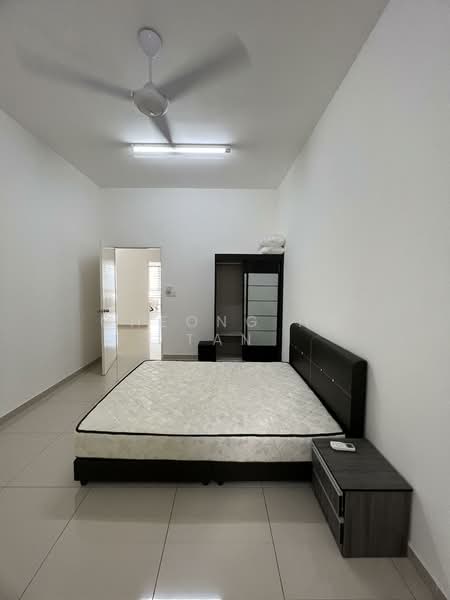 2-storey Terraced House for Rent in Bandar Sri Sendayan (Negeri Sembilan) - Cheong Hu Tan - Bedroom - PropertyGuru.com.my