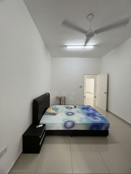 2-storey Terraced House for Rent in Bandar Sri Sendayan (Negeri Sembilan) - Cheong Hu Tan - Bedroom - PropertyGuru.com.my