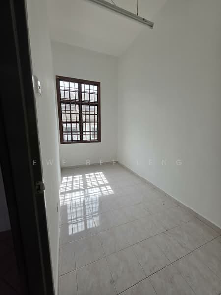 2-storey Terraced House for Sale in Taman Dato' Chellam (Ulu Tiram) - Ewe Bee Leng - Interior - PropertyGuru.com.my