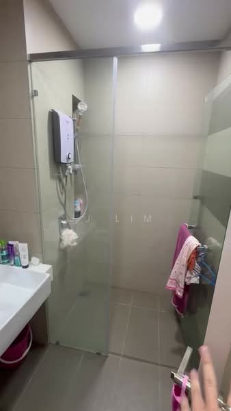 Kondominium untuk Disewa di Kuchai Sentral - JJ Lim - Bathroom - PropertyGuru.com.my
