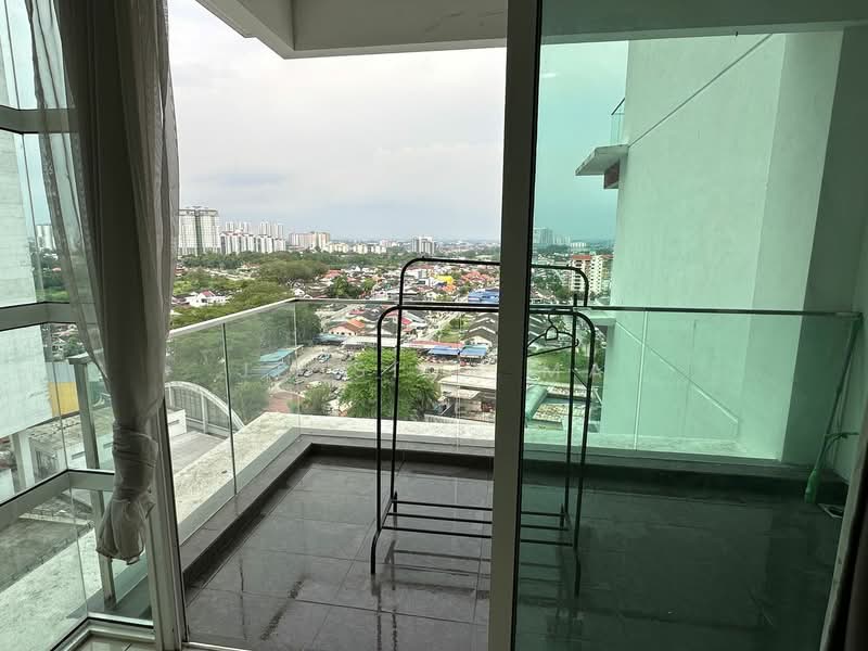 Pinnacle Tower untuk Untuk Disewa - RM 3,100 /bulan, Mac 2026 - Balcony - PropertyGuru.com.my