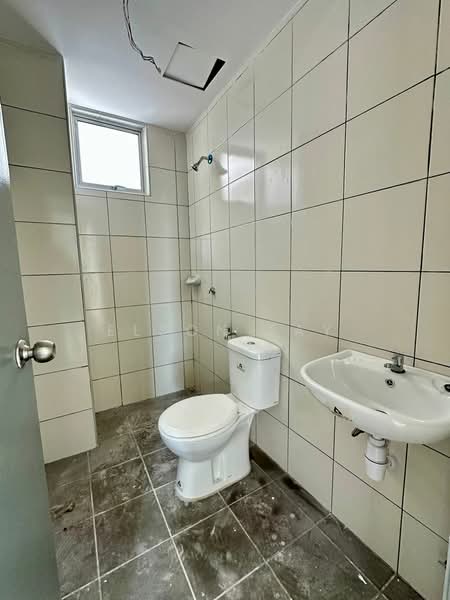 Seri Serindit Residence untuk Untuk Dijual - RM 298,000, Mac 2026 - Bathroom - PropertyGuru.com.my