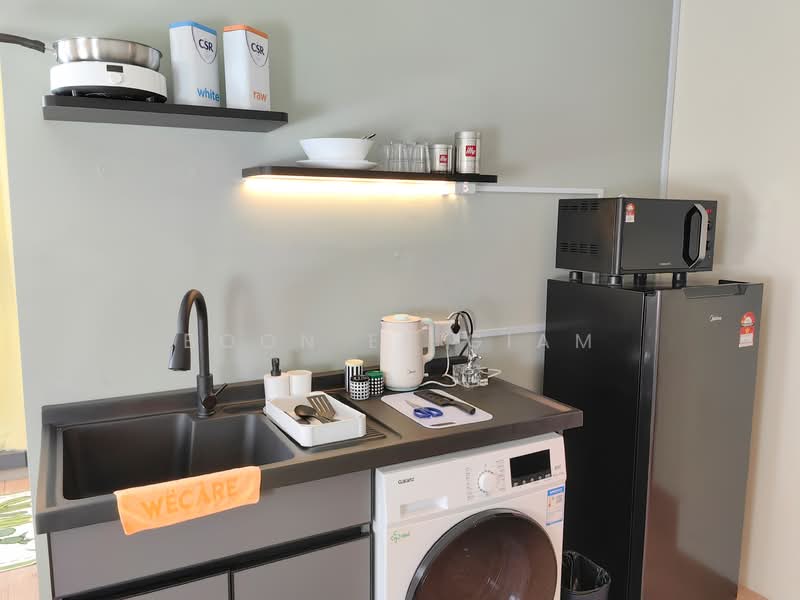 Service Residence for Sale at Bangsar Trade Centre (Pantai Plaza) - Boon Ee Giam - Kitchen - PropertyGuru.com.my