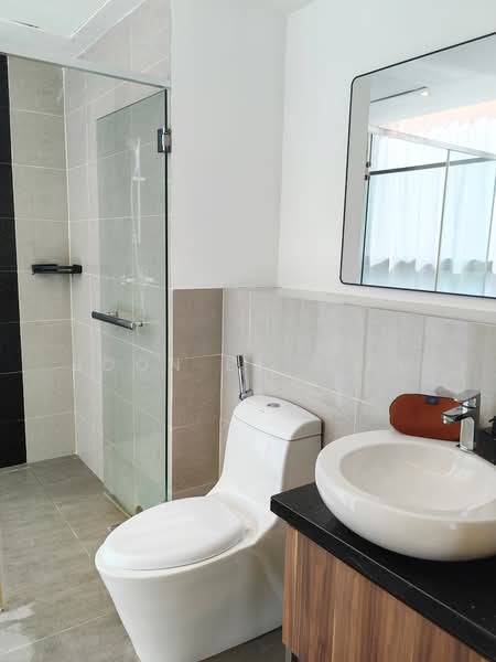 Service Residence for Sale at Bangsar Trade Centre (Pantai Plaza) - Boon Ee Giam - Bathroom - PropertyGuru.com.my