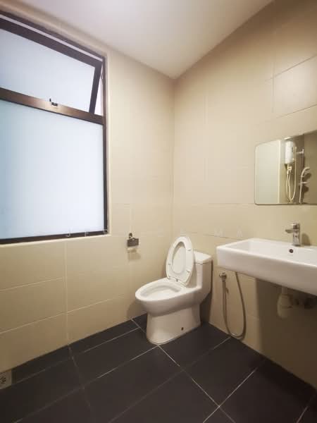 Wave @ Marina Cove untuk Untuk Disewa - RM 2,300 /bulan, Mac 2026 - Bathroom - PropertyGuru.com.my