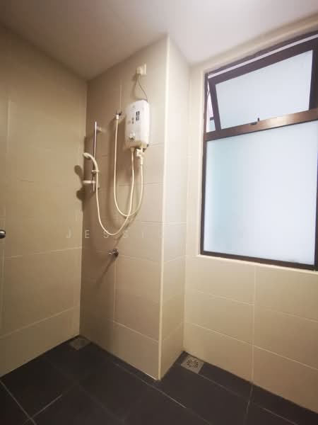 Wave @ Marina Cove untuk Untuk Disewa - RM 2,300 /bulan, Mac 2026 - Bathroom - PropertyGuru.com.my