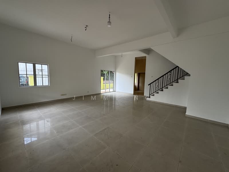 Semi-Detached House for Sale in Taman Minang Ria (Cheras) - Jimmy Ng - Living Room - PropertyGuru.com.my