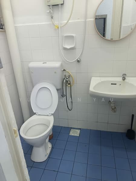 Hilir Kota 1 Apartment untuk Untuk Dijual - RM 265,000, Mac 2026 - Bathroom - PropertyGuru.com.my