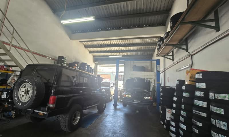 Puchong Industrial Park untuk Untuk Disewa - RM 5,300 /bulan, Mac 2026 - Car Park - PropertyGuru.com.my