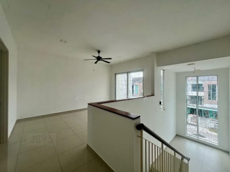 Bandar Botanic Penaga Armaya 3 Storey 20x75 Partially Furnished House For Sale untuk Untuk Disewa - RM 2,300 /bulan, Mac 2026 - Interior - PropertyGuru.com.my