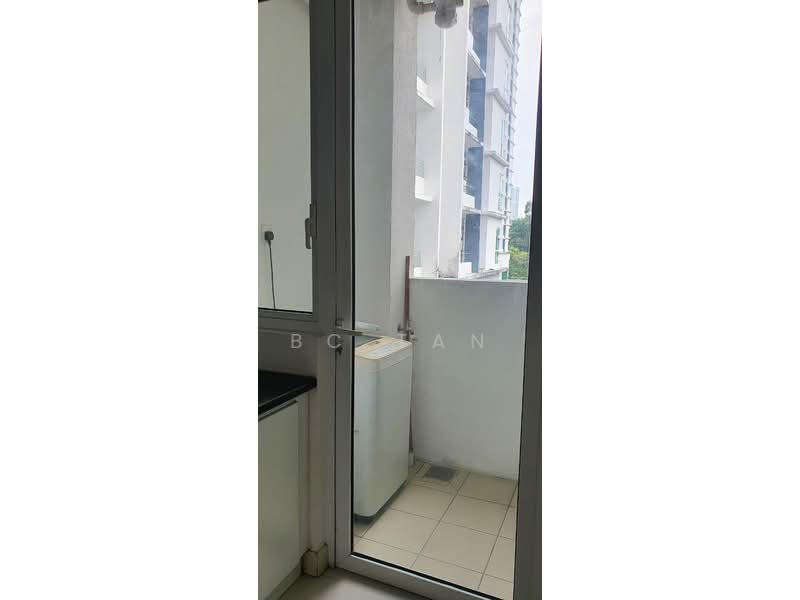 Scenaria @ North Kiara Hills untuk Untuk Disewa - RM 2,200 /bulan, Mac 2026 - Balcony - PropertyGuru.com.my