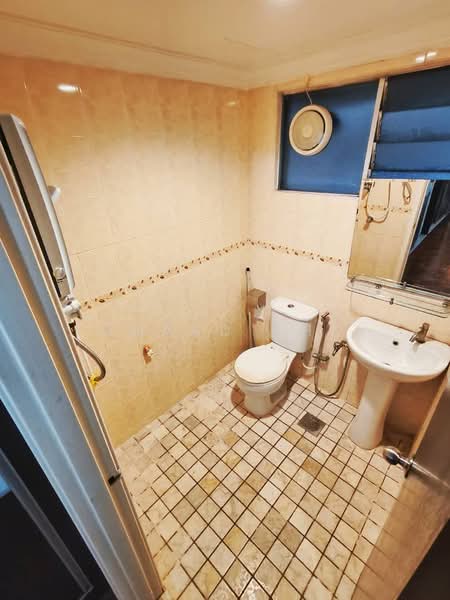 Puncak Seri Kelana untuk Untuk Disewa - RM 2,300 /bulan, Mac 2026 - Bathroom - PropertyGuru.com.my