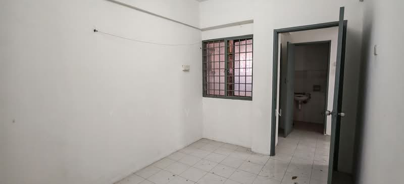 Apartment for Sale at Pangsapuri Sri Bandar - Kenny Kuan - Interior - PropertyGuru.com.my