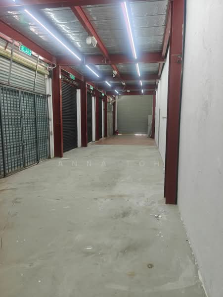 Factory for Rent in Taman Perindustrian Puchong Utama (Puchong) - Anna Toh - Corridor - PropertyGuru.com.my