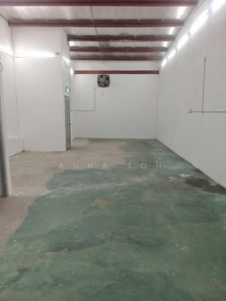 Factory for Rent in Taman Perindustrian Puchong Utama (Puchong) - Anna Toh - Interior - PropertyGuru.com.my