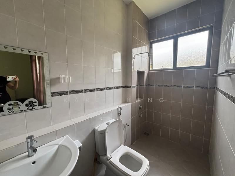 2-storey Terraced House for Sale in East Ledang (Iskandar Puteri (Nusajaya)) - Karen Heng - Bathroom - PropertyGuru.com.my