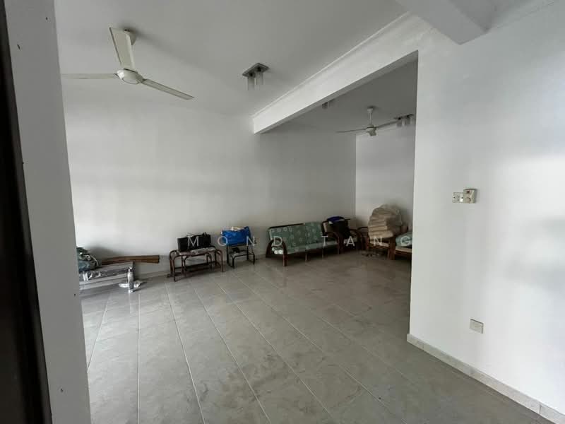 Taman Damansara Aliff untuk Untuk Dijual - RM 750,000, Mac 2026 - Living Room - PropertyGuru.com.my
