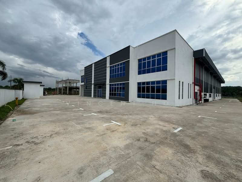 Factory for Sale in Pekan Nanas (Johor) - Vincent Ho - Exterior - PropertyGuru.com.my