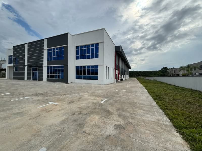 Factory for Sale in Pekan Nanas (Johor) - Vincent Ho - Exterior - PropertyGuru.com.my