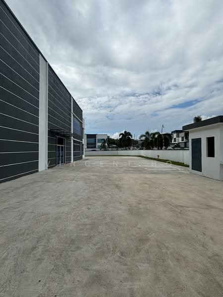 Factory for Sale in Pekan Nanas (Johor) - Vincent Ho - Exterior - PropertyGuru.com.my