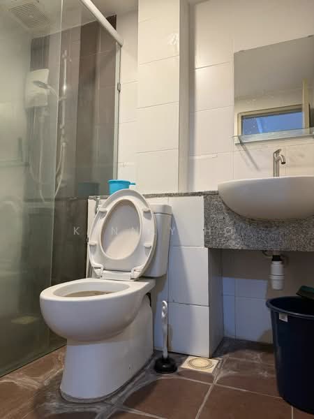 Servis Apartment untuk Disewa di Pacific Place - Kennly Ho - Bathroom - PropertyGuru.com.my