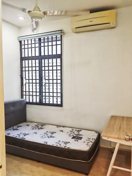 Taman Seri Perak untuk Untuk Disewa - RM 1,350 /bulan, Mac 2026 - Bedroom - PropertyGuru.com.my