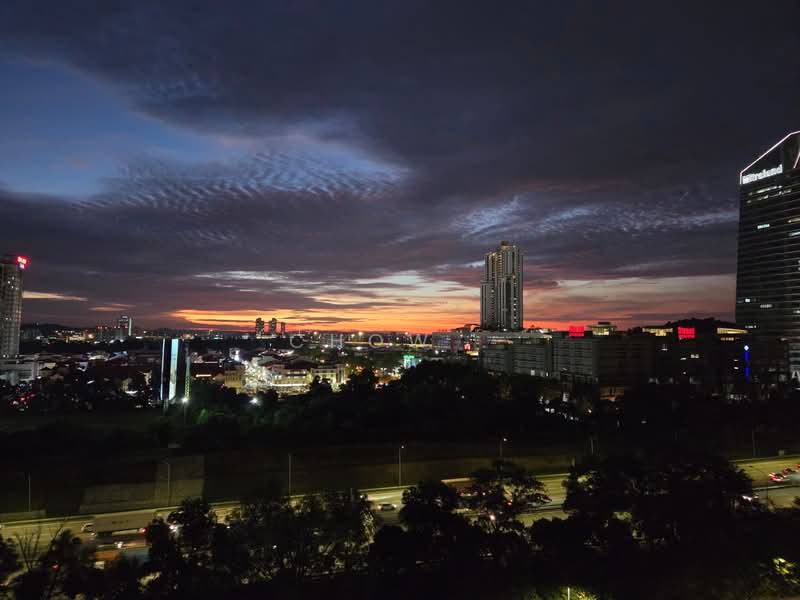 Condominium for Sale at Palm Spring @ Damansara - Chow . - PropertyGuru.com.my