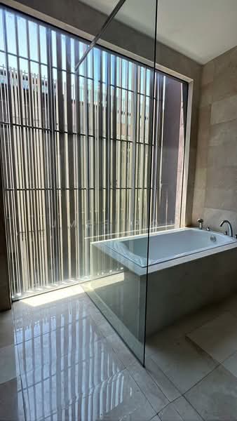 Twin Villa for Sale in Taman Sri Hartamas (Sri Hartamas) - Jmee Poh - Bathroom - PropertyGuru.com.my