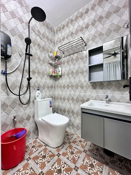 1-storey Terraced House for Sale in Taman Universiti (Skudai) - Edmond Tang - Bathroom - PropertyGuru.com.my