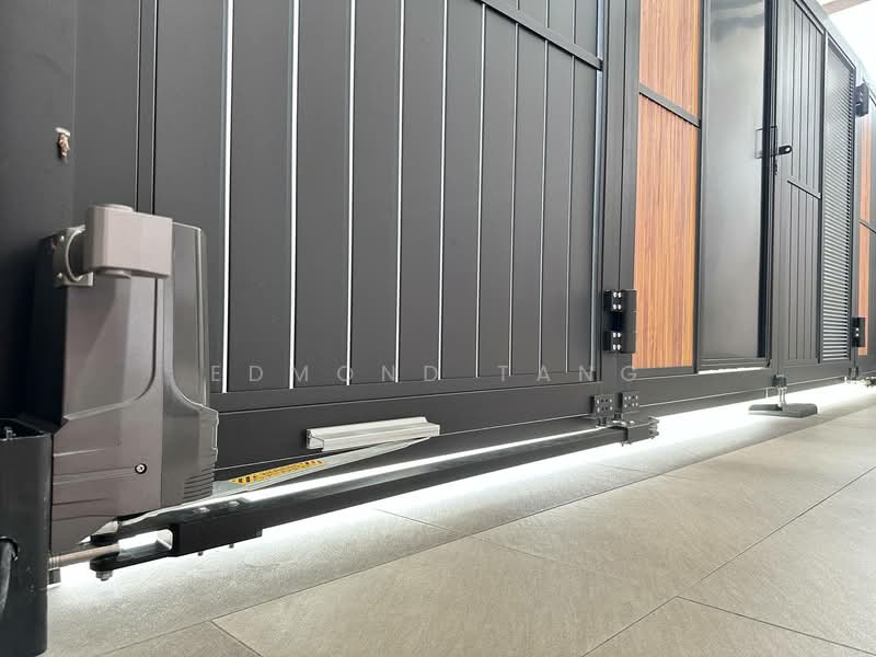 1-storey Terraced House for Sale in Taman Universiti (Skudai) - Edmond Tang - Exterior - PropertyGuru.com.my