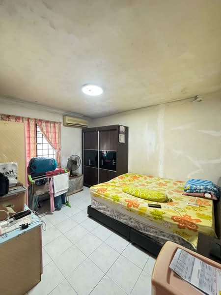 Permas Jaya / CIQ / Masai untuk Untuk Dijual - RM 498,000, Mac 2026 - Bedroom - PropertyGuru.com.my