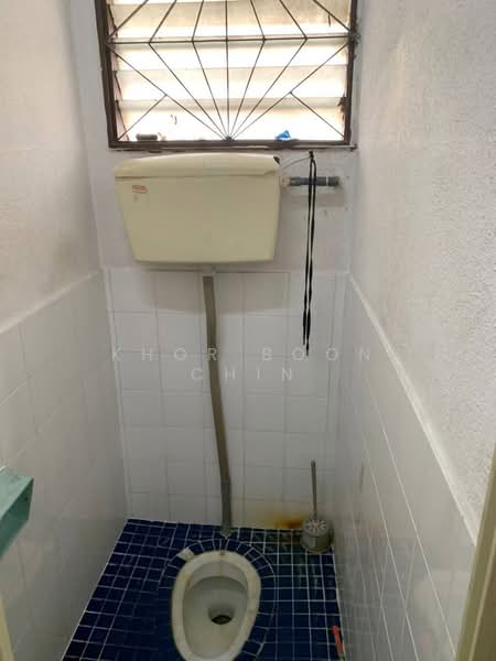 Taman Seri Kijang untuk Untuk Disewa - RM 980 /bulan, Mac 2026 - Bathroom - PropertyGuru.com.my