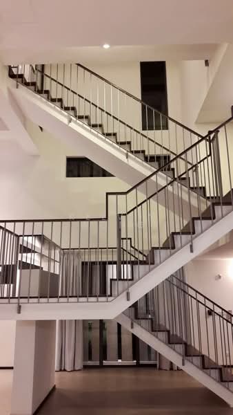 Untuk Disewa - The Mansions