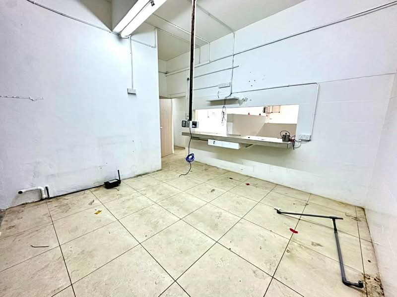 Shop / Office for Rent in Bandar Bukit Tinggi (Klang) - Michelle Tee - Interior - PropertyGuru.com.my