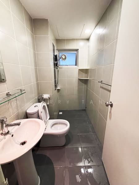 The Peak Residences untuk Untuk Disewa - RM 1,800 /bulan, Mac 2026 - Bathroom - PropertyGuru.com.my