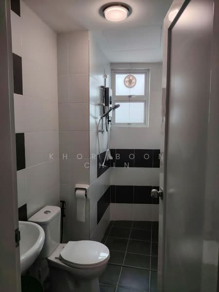 Royale Infinity untuk Untuk Disewa - RM 1,500 /bulan, Mac 2026 - Bathroom - PropertyGuru.com.my