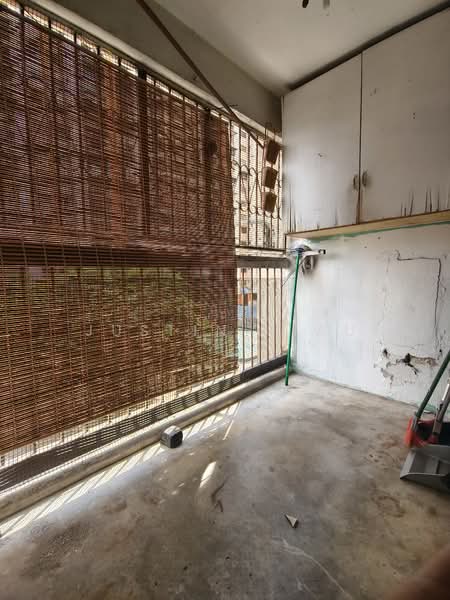 Flat for Rent at Perumahan Awam Sri Perak - Justin Tiau - Balcony - PropertyGuru.com.my