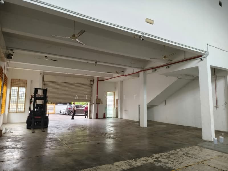 Warehouse for Rent in Puchong (Selangor) - Alex Lee - Interior - PropertyGuru.com.my
