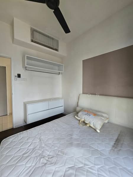 Vertu Resort untuk Untuk Disewa - RM 1,900 /bulan, Mac 2026 - Bedroom - PropertyGuru.com.my