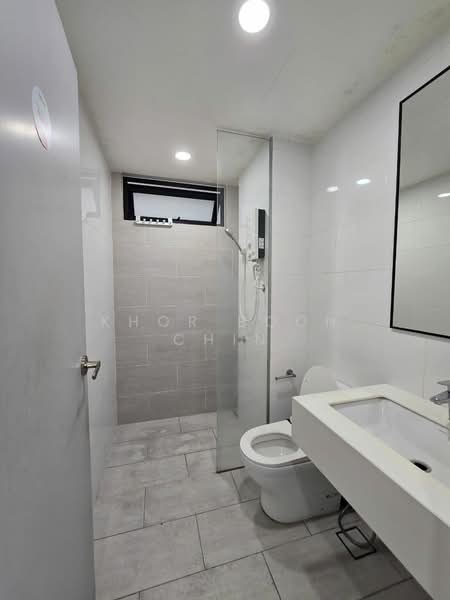Vertu Resort untuk Untuk Disewa - RM 1,900 /bulan, Mac 2026 - Bathroom - PropertyGuru.com.my