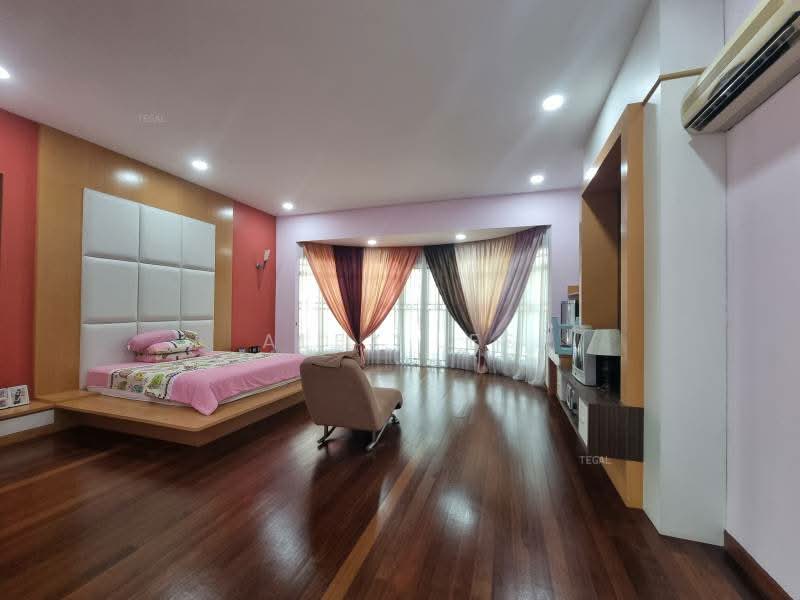 Bungalow for Sale in Klang (Selangor) - Alex Lee - Bedroom - PropertyGuru.com.my